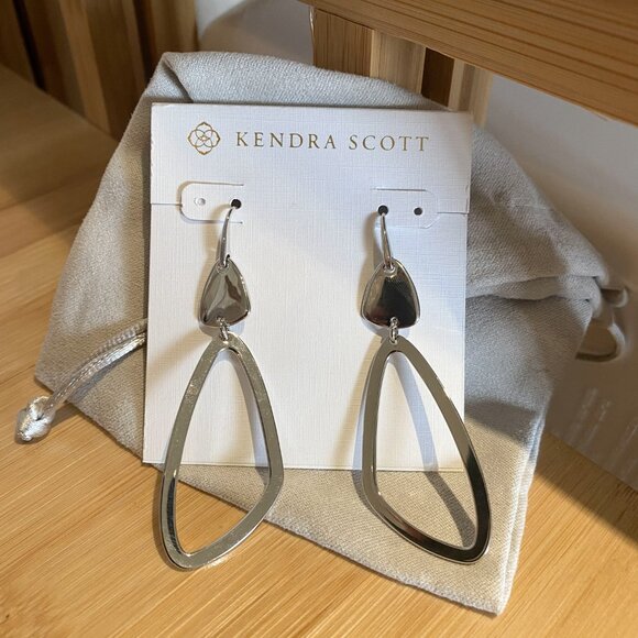 Kendra Scott Jewelry - Kendra Scott Kira Silver Drop Earrings 🎉